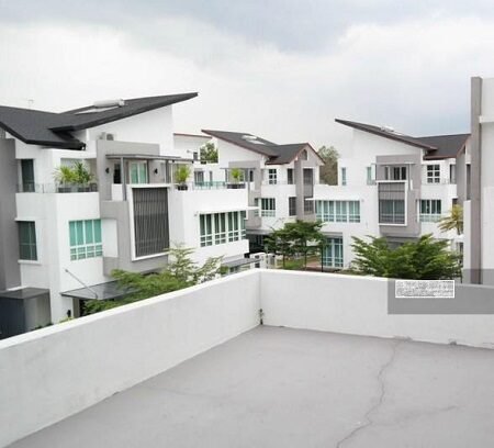 The glove waterscape villas, Bungalow in Petaling Jaya Selangor