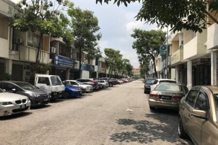 Bandar Puteri 5 Puchong, shop for rent