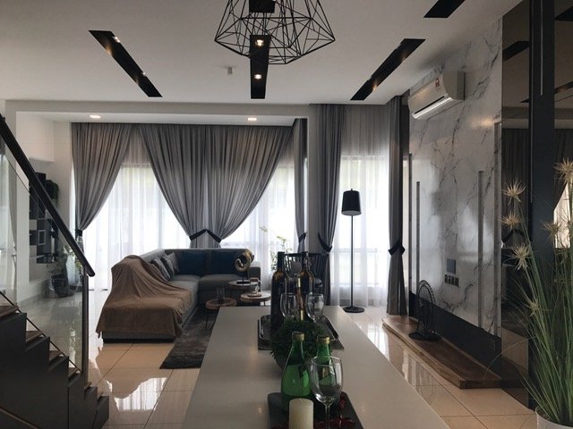 Akira semi detached puchong selangor for sale and rent