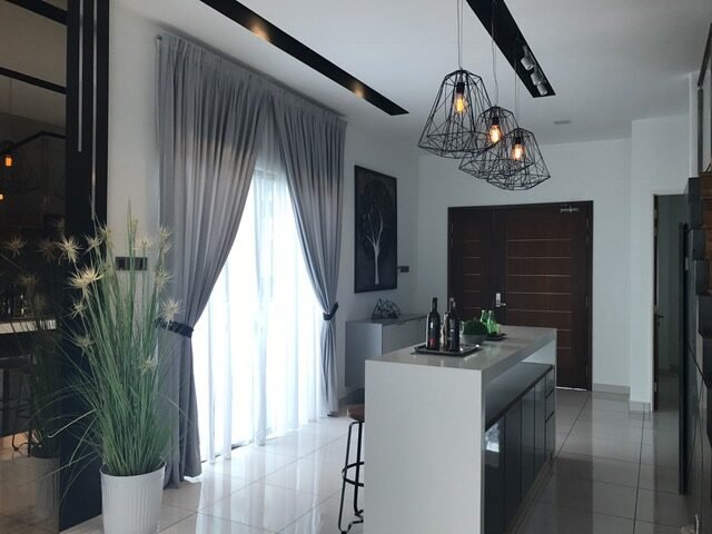 Akira Puchong Semi-d house for sale and rent
