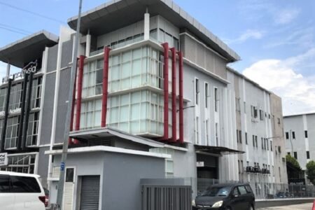 Temasya 18 Industrial area 3 story factory for rent, Glenmarie