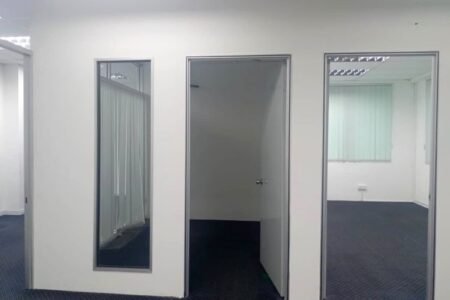 Office for rent Puchong with Partition rooms ready @ Bandar Puteri