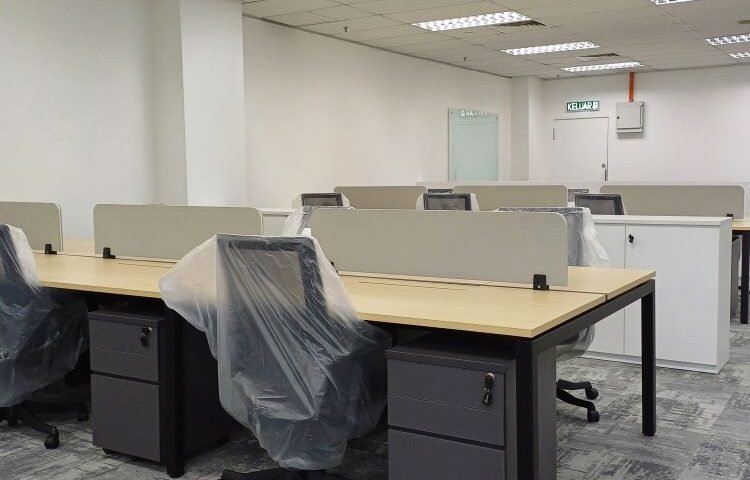 Bandar Puteri Puchong new furniture’s office for rent, upgraded space