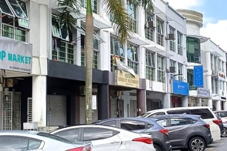 Puchong Strata Shop office for sale 47120 Puchong