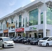  Puchong 3 story shop office for sale 47120 Puchong Selangor