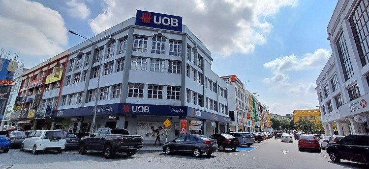 Puchong jaya shop and office for rent include Jalan Kanari, PFCC, Verva, IOI boulevard, Skypod, IOI Business Park, Puteri Central and Bandar Puteri commercial Hub .