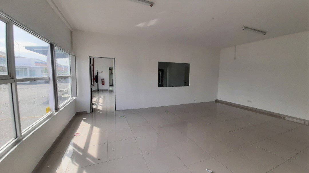 Warehouse for rent, at Puchong Selangor