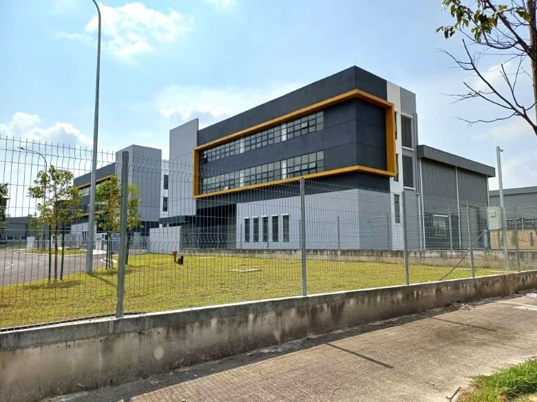 XME Business Park, Nilai @ Factory for rent