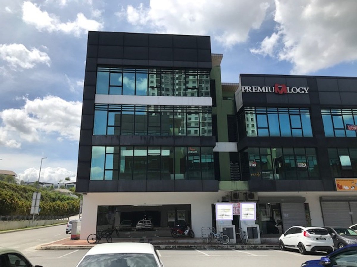 Shop lot for sale and rent in Bandar 16 Sierra Puchong 